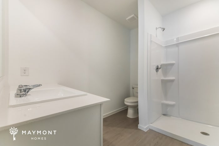 Building Photo - 812 Dressage Ln