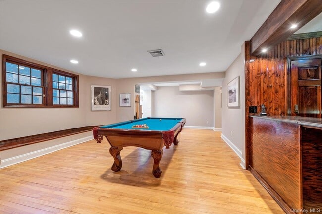 Building Photo - 3 Barkers Point Rd