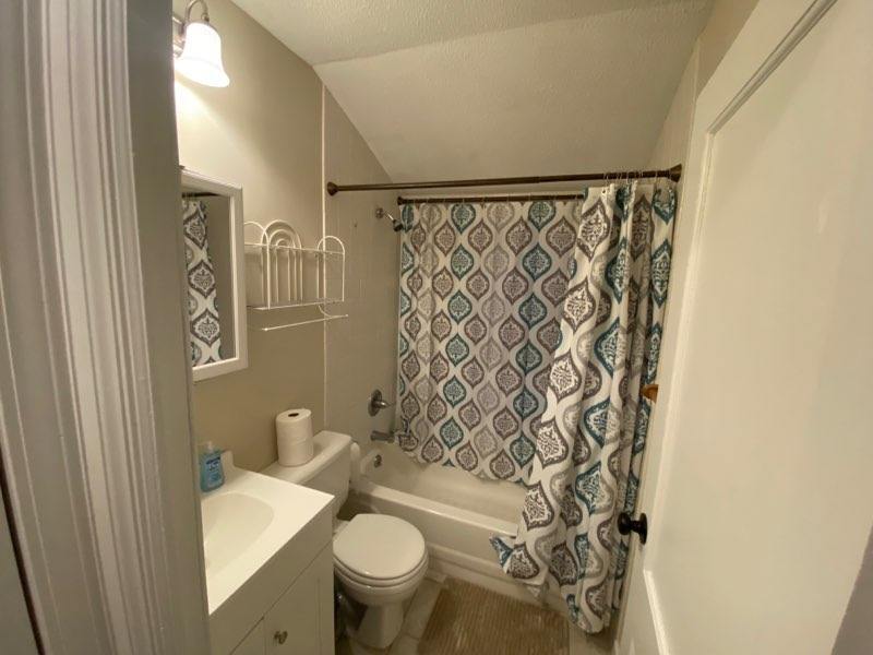 Building Photo - 1536 W 45th St