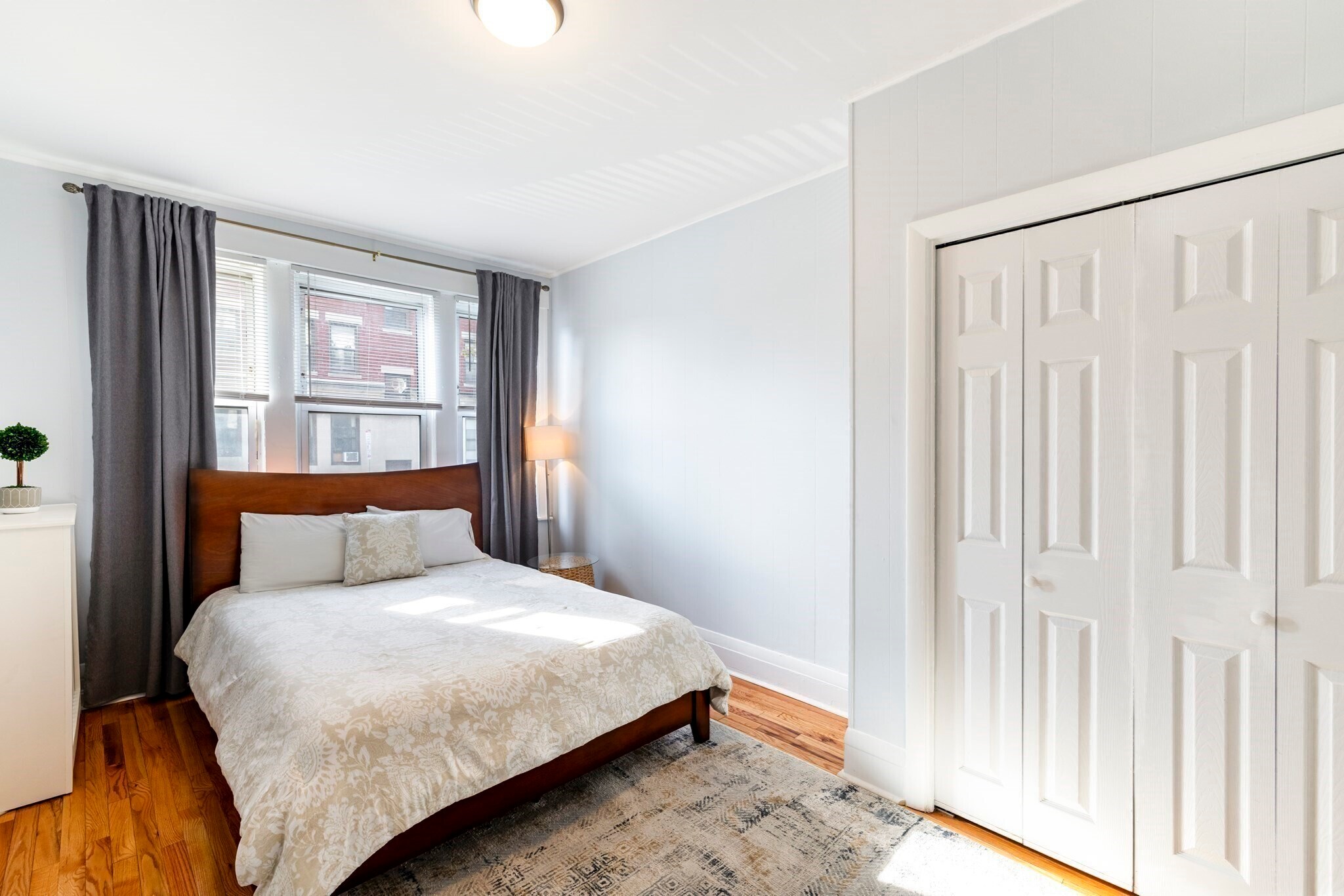 Building Photo - 32 Reedsdale St