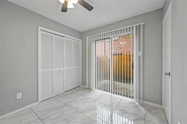Building Photo - 3034 Tudor Ln