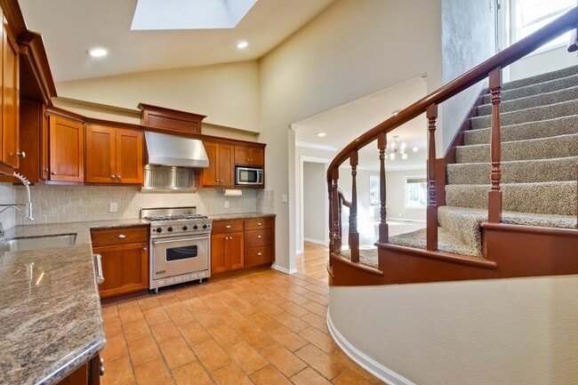 Building Photo - Wow! What a Great Home! Available Soon!
