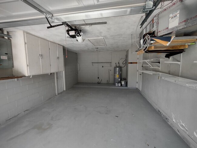 Building Photo - Indian Trails 3 Bedroom 2 Bath!