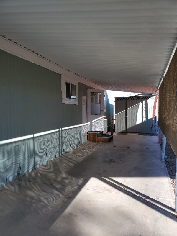 Building Photo - 2401 E Southern Ave