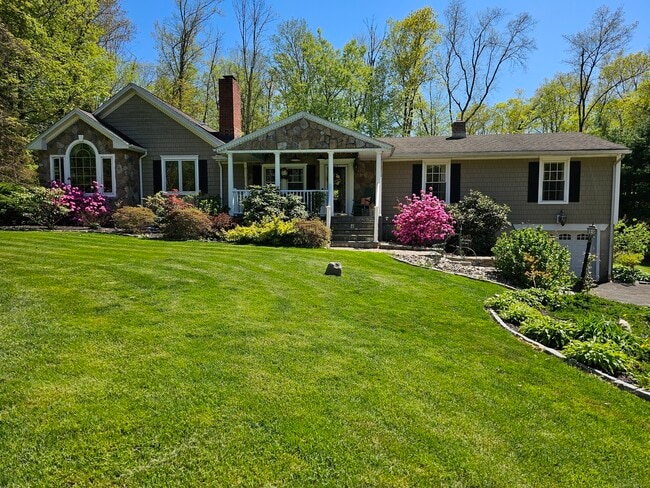 Primary Photo - 27 Wilson Rd