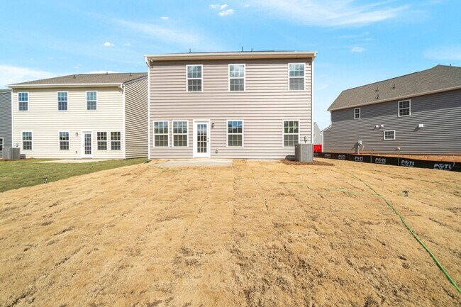 Building Photo - Almost Brand New Home 4 Bedroom with 2.5 b...