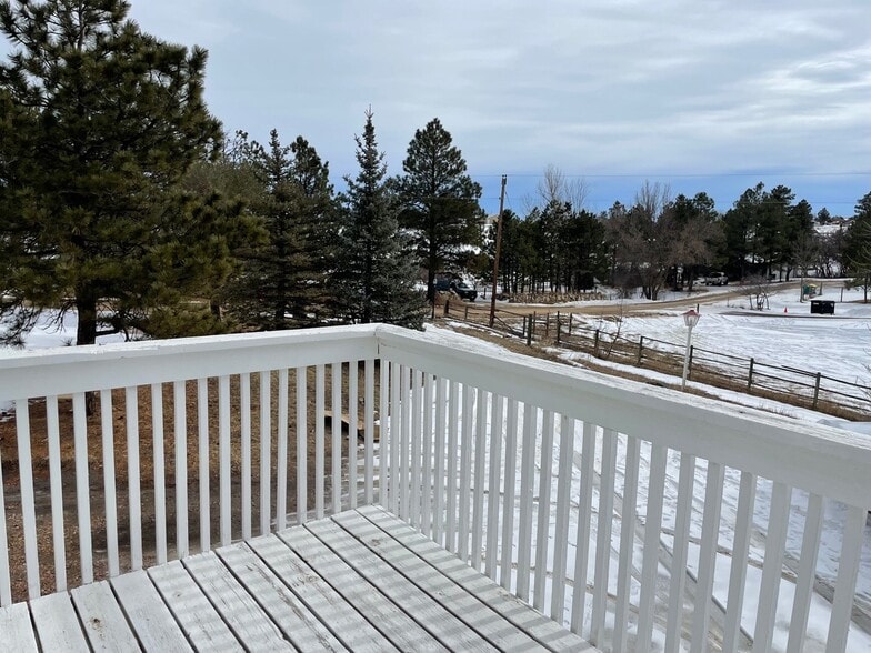 Master BR Deck - 1290 Starling Ln