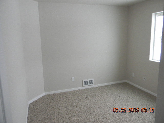 Building Photo - (P#193)