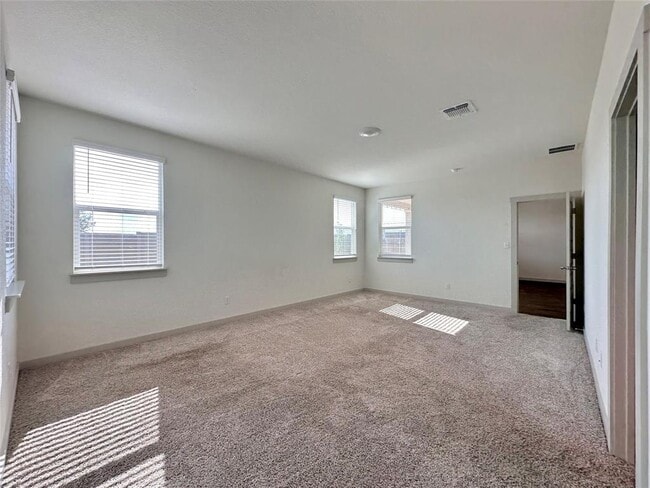 Building Photo - 402 Barton Creek Ln