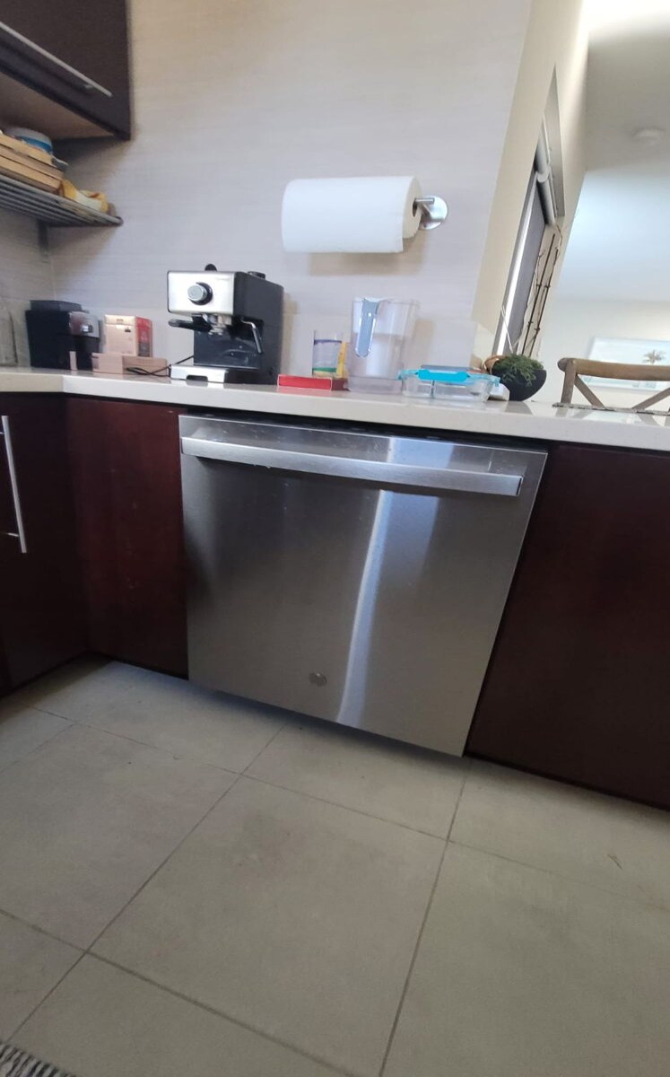 Building Photo - 5256 W 123rd Pl