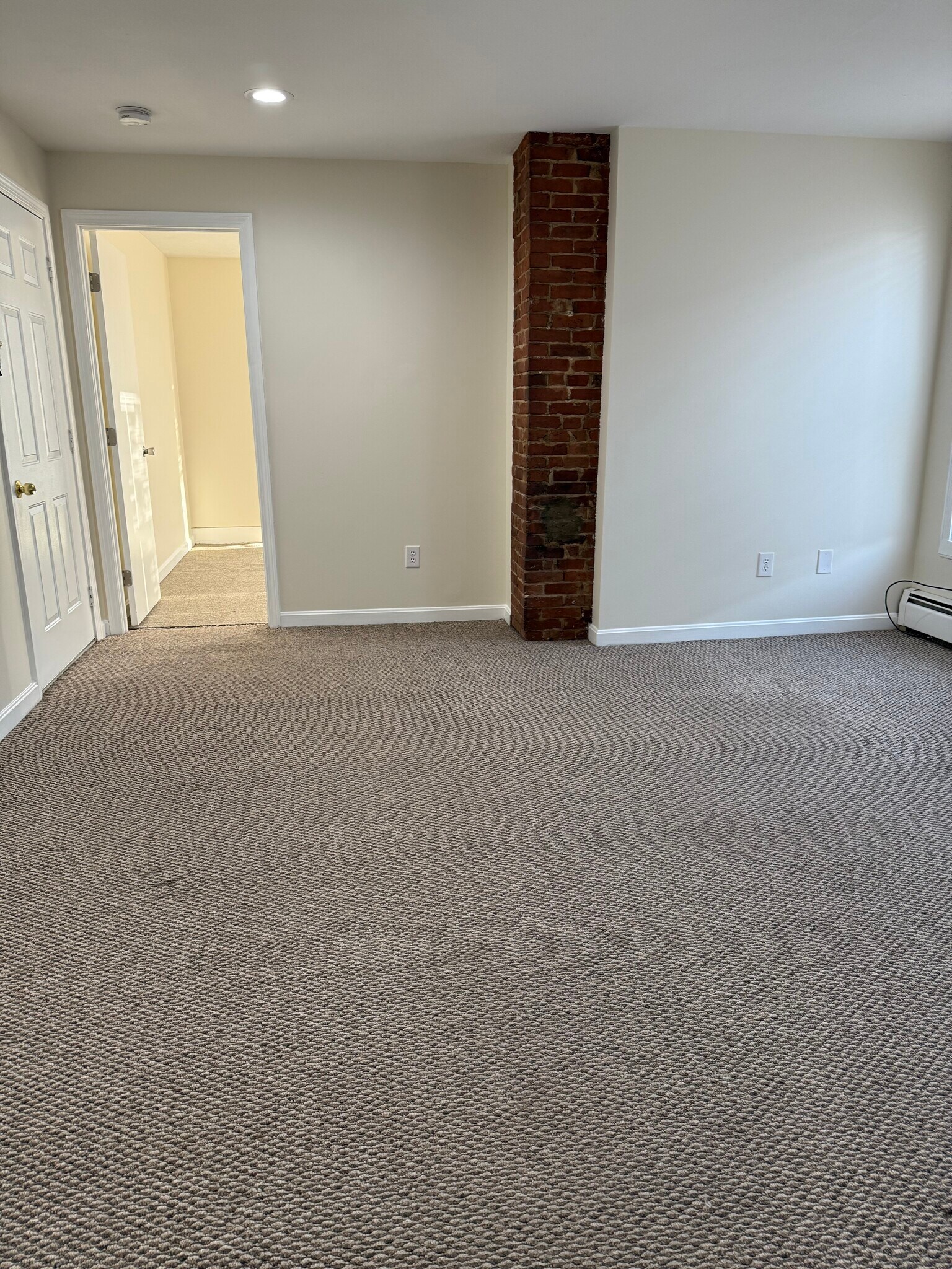 Building Photo - 404 Merrimack St