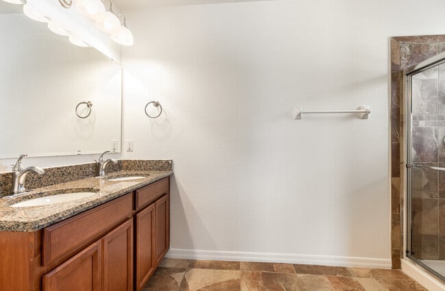 Building Photo - 9026 Paolos Pl