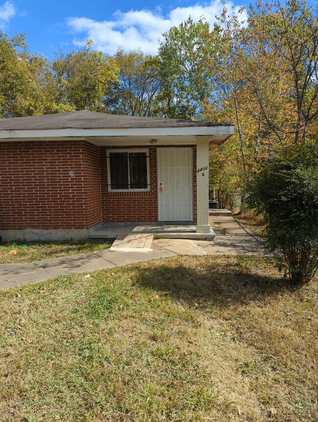 Building Photo - 4402 Fagan St