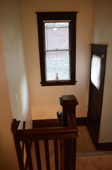 Stair - 1019 W 6th Ave