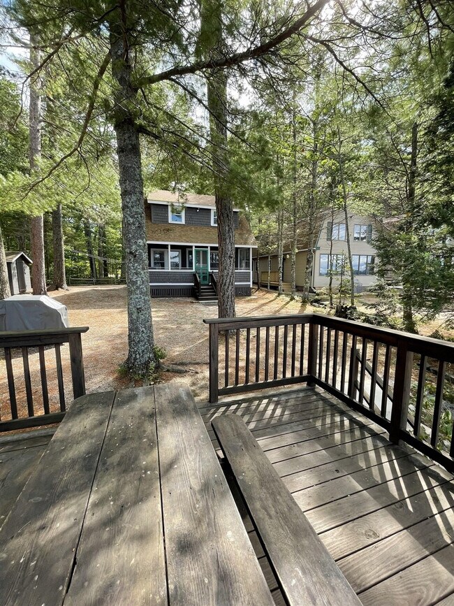 Building Photo - 114 Sandy Cove Rd