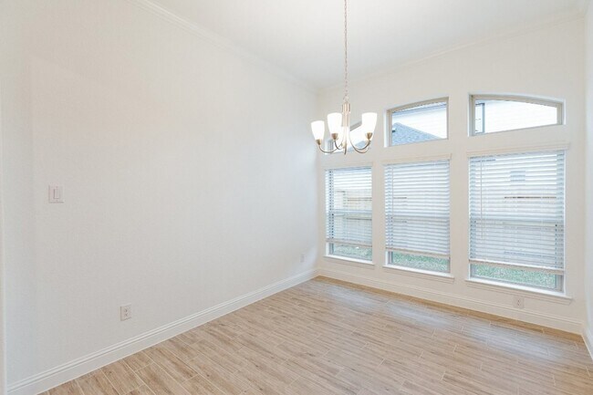 Building Photo - 1403 Woodson Rdg Ln