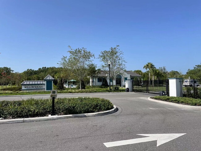 Building Photo - 23261 Willow Glen Way
