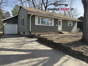 Building Photo - Updated Furnished 3+ Bedroom, 1.5 Bath Ava...
