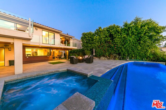 Building Photo - 2033 Hercules Dr