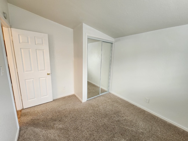 Building Photo - 3BR, 2BTH in Hayden