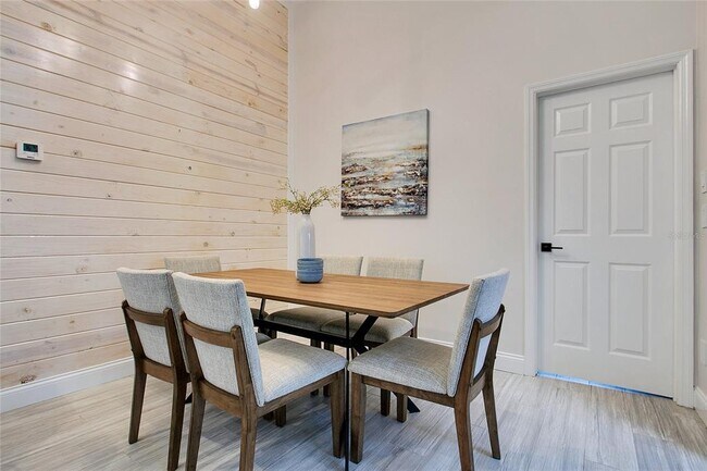 Building Photo - 1227 Salerno Ct