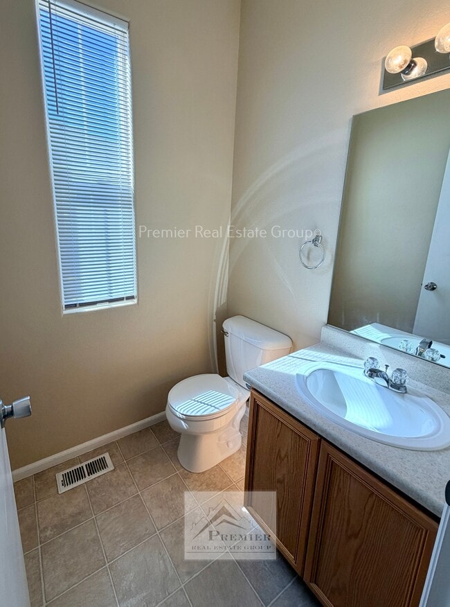 Building Photo - 8765 Bamboo Grove