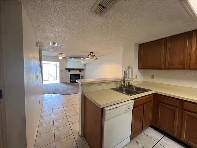 Building Photo - 3356 Fox Hunt Dr