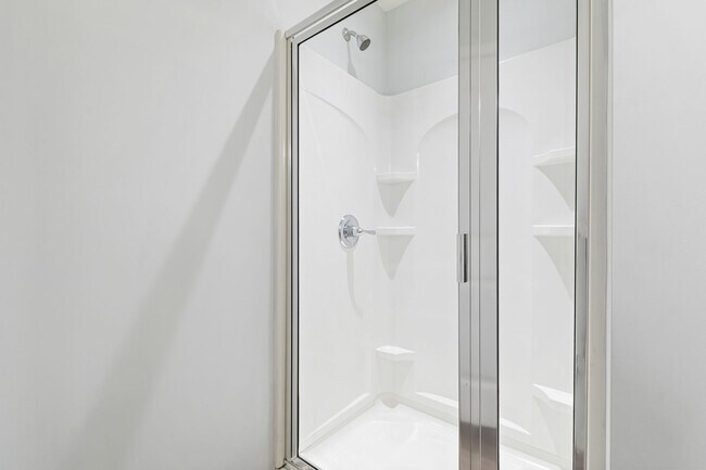 Building Photo - Brightleaf at the Park Townhome!