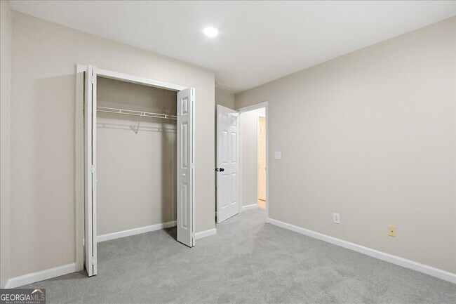 Building Photo - 5630 Lawley Rd