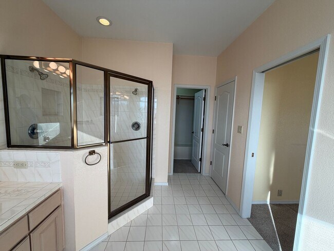 Building Photo - 2 Bedroom Home Available on Cul-De-Sac with Bosque Trail Access in Rivers Edge Rio Rancho!