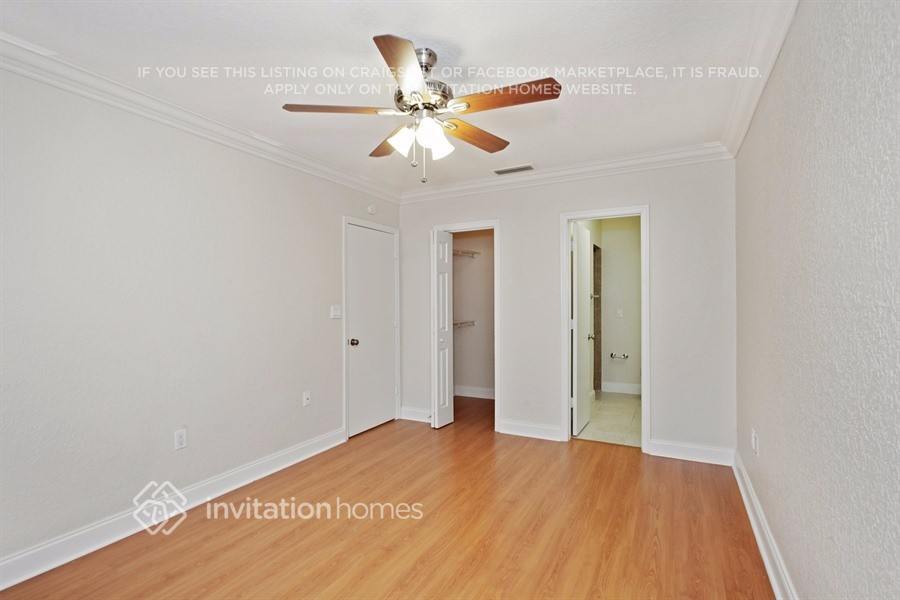 Building Photo - 7438 Taft St