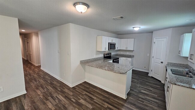 Building Photo - 14210 Green Wing Cir