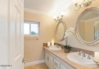 Building Photo - 1885 Fallview Rd