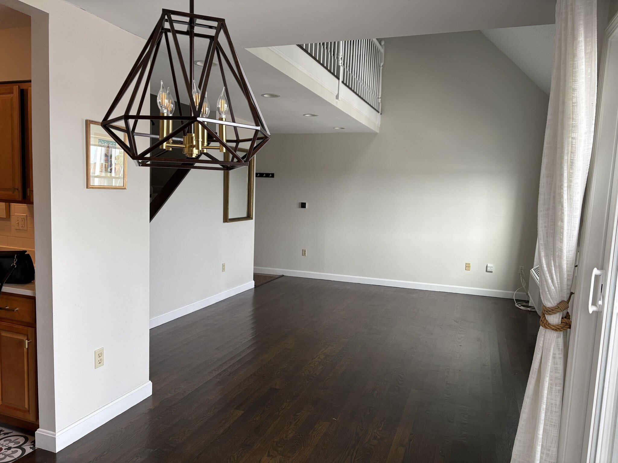 Building Photo - 117 Water St