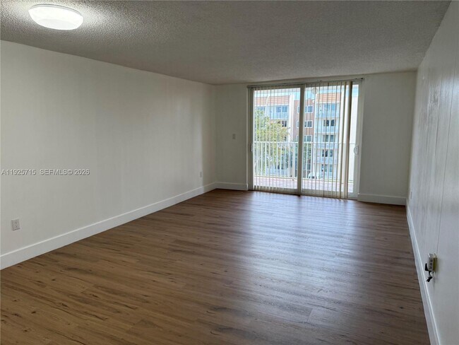 Building Photo - 6980 NW 186th St