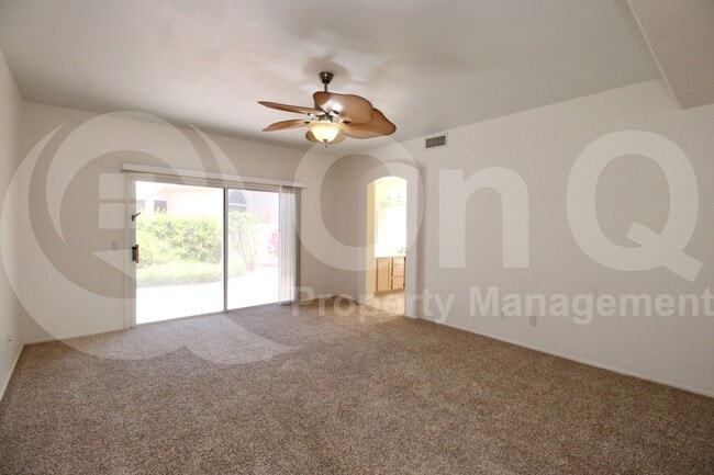 Building Photo - 16257 S 12th Pl