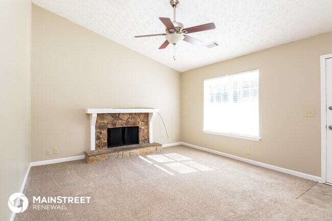 Building Photo - 211 Sterling Ridge Dr