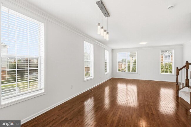 Building Photo - 23167 Flora Mure Dr
