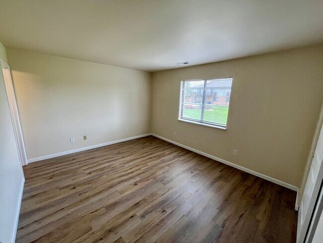 Building Photo - 2 Bedroom | 2 Bathroom | Apartment