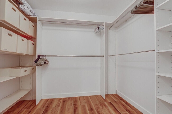 Building Photo - 632 Brackenwood Cove