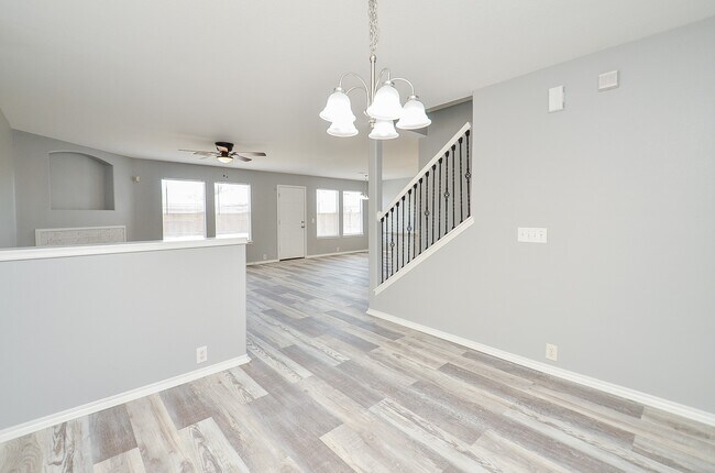 Building Photo - 20131 Larkspur Landing