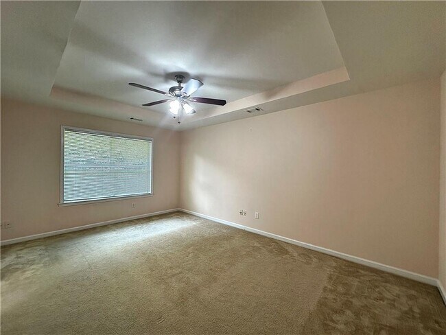 Building Photo - 665 Walnut Creek Dr NW