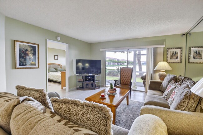 Building Photo - 1500 SW 131st Way