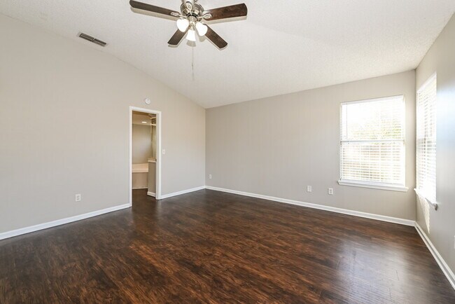 Building Photo - 11181 Coldfield Dr