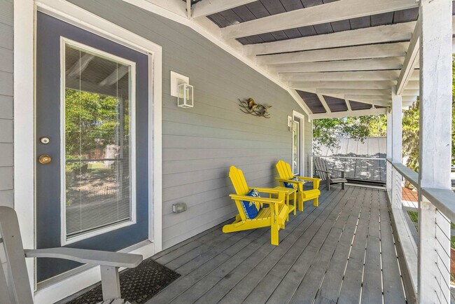 Building Photo - 76 Sanford St