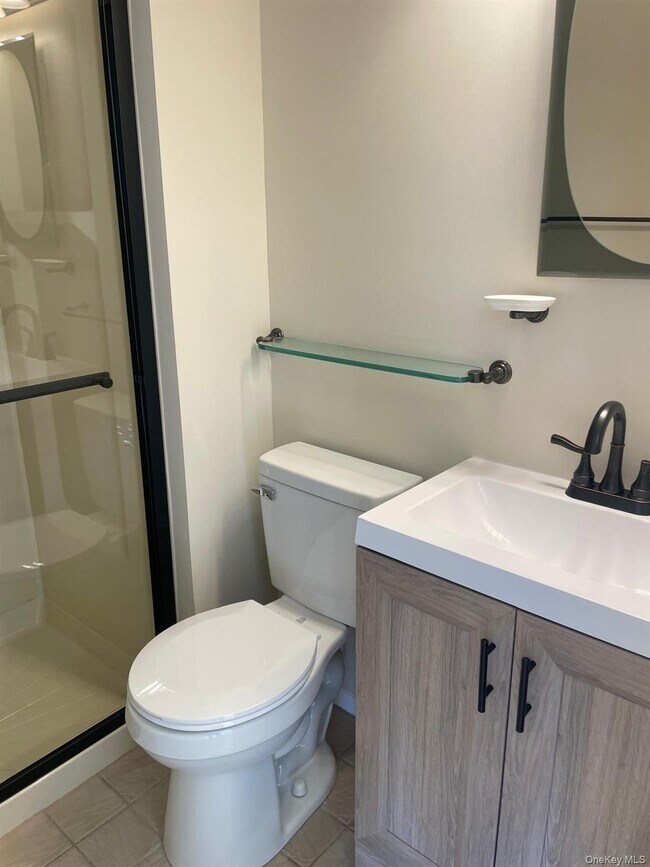 Building Photo - 79 Birchwood Rd