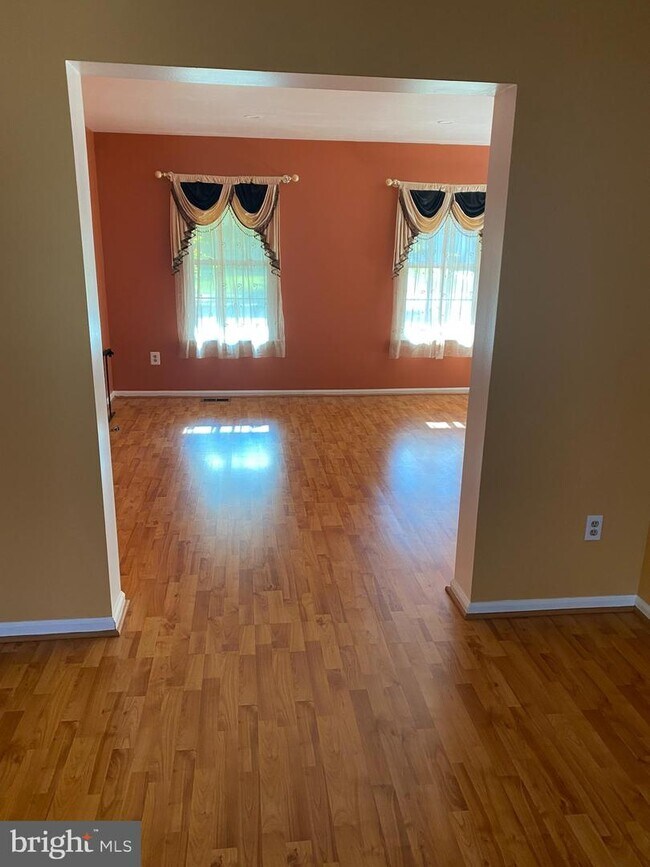 Building Photo - 109 Drayton Cir