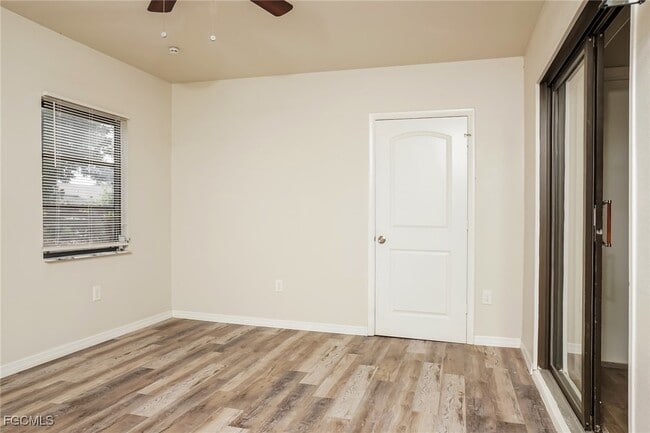 Building Photo - 5940 Talbrook Rd