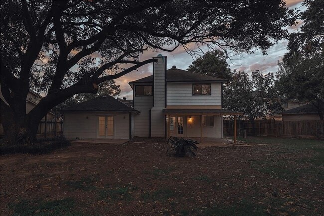 Building Photo - 10411 Rippling Fields Dr