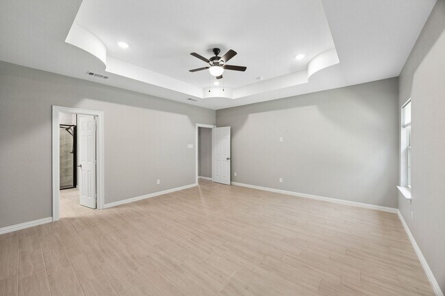 Building Photo - 2808 Binyon St